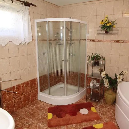 Orsi Vendeghaz Guest house *